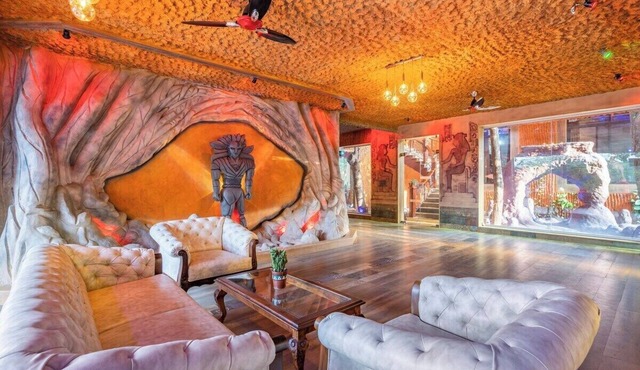 Shivaaz Villa | Celebrity 4BHK Luxury Villa in Goa with Private Pool in Porvorim