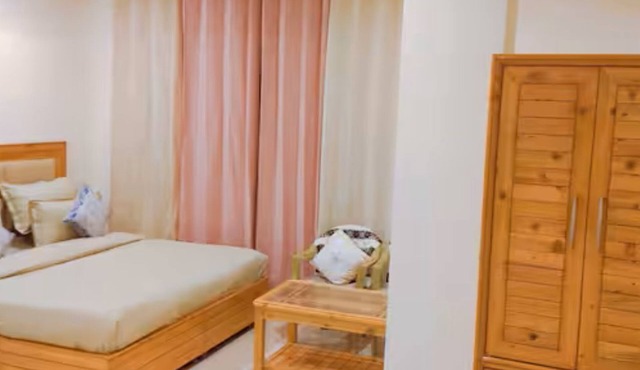 Silk Route-1BHK Apartment with Forest View - WiFi in Dharamshala