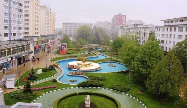 Spacious 2 Bed /2 Bath condo, close to City Centre in Pitesti