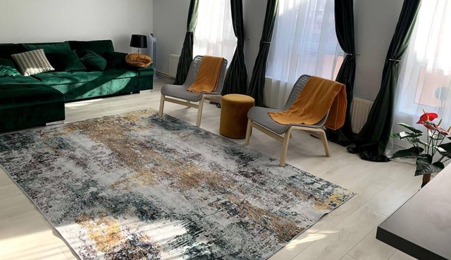 Spacious 3 Bed Apartment Cluj Floresti near Vivo in Floresti