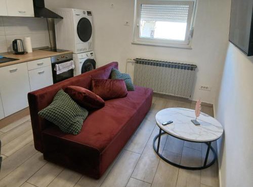 Spacious Central Sesvete Pad