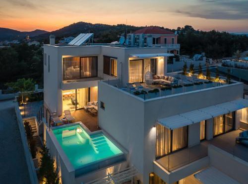 Special Offer Villa Luxor 4 Bedrooms Heated Pool & Spa