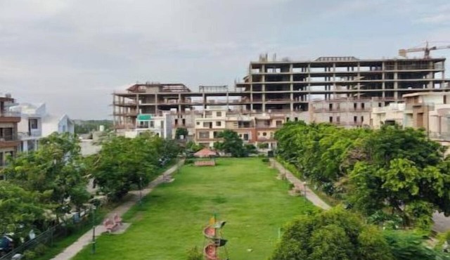 Stay Cozy, Stay Connected – Crazzy Home Stay Near Chandigarh Airport in Naraingarh