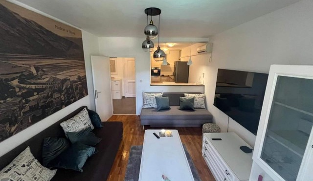 Ston Heritage Apartment With City View in Ston