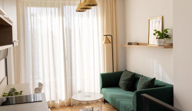 Studio 8 I One Bedroom Apartment I Airport I Therme in Otopeni