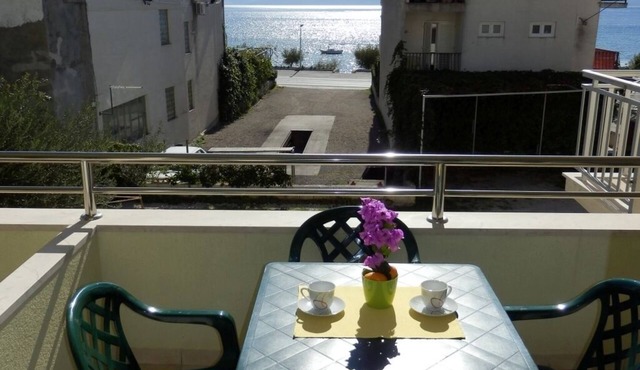 Studio apartment in Duće with Seaview, Balcony, Air condition, WIFI (4173-8) in Duce