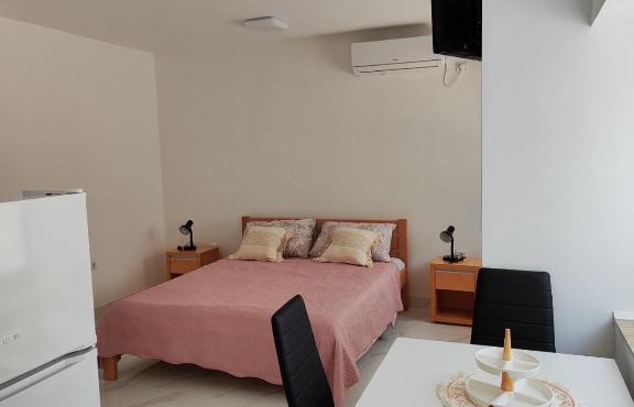 Studio Apartment Klarić