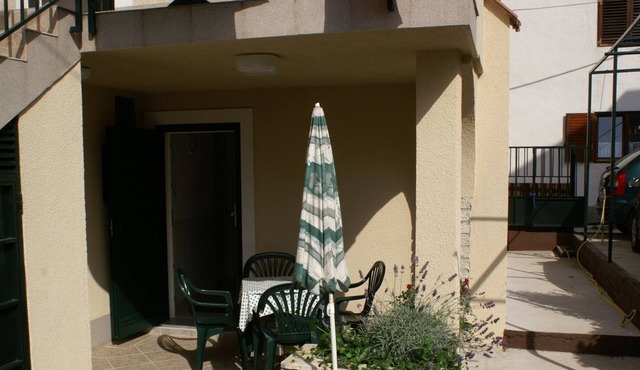 Studio flat near beach Vodice (AS-4198-a)