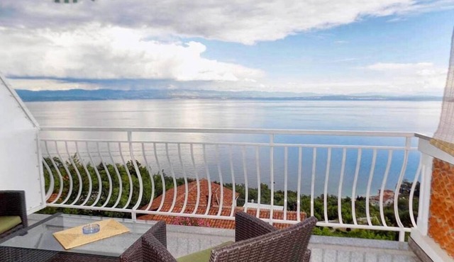 Studio flat with terrace and sea view Mošćenice, Opatija (AS-7689-d)
