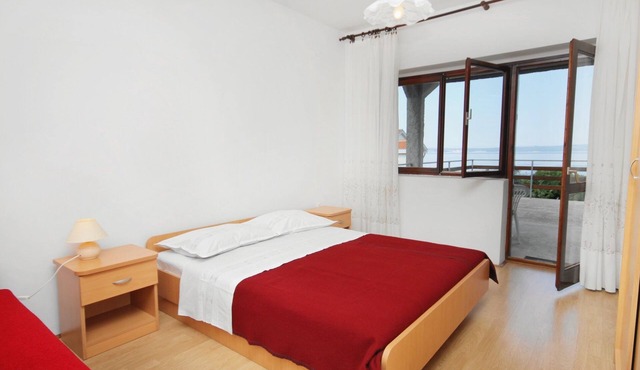 Studio flat with terrace and sea view Klenovica, Novi Vinodolski (AS-5581-a)