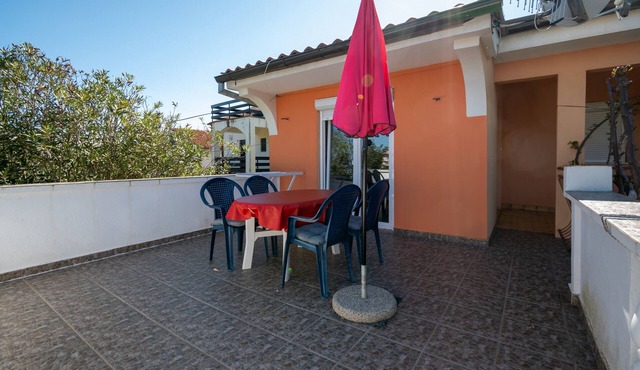 Studio flat with terrace Petrčane, Zadar (AS-14628-a)