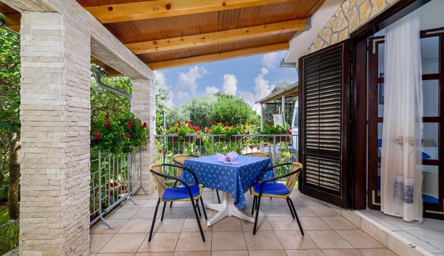 Studio flat with terrace Kavran, Marčana (AS-14109-b) in Kavran