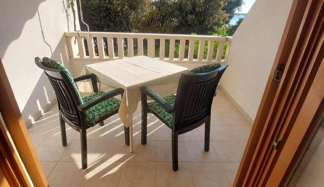Studio for two people on the first floor in Mandre