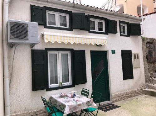 Studio SVETOZAR in Baška