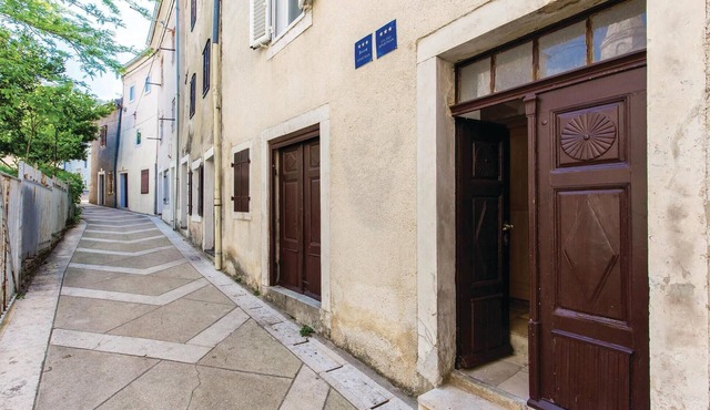 Stunning apartment in Senj with WiFi