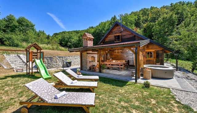 Stunning home in Varazdin Breg with WiFi