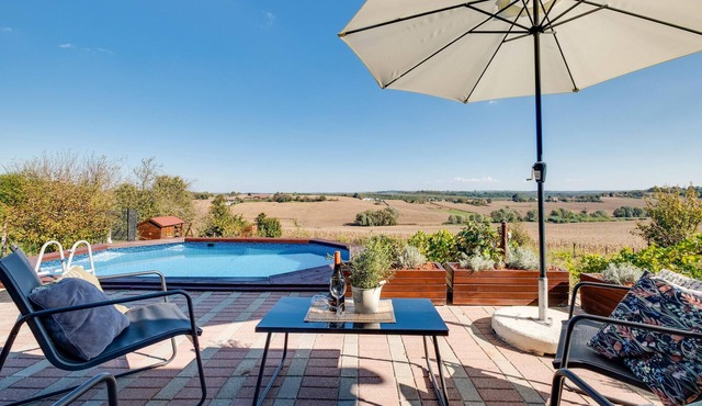 Stunning home in Kapela
