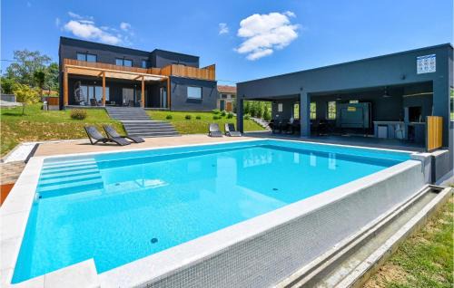 Stunning Home In Klostar Ivanic