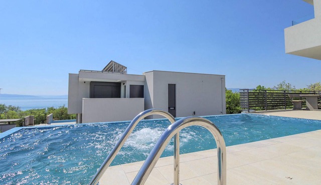 Stunning home in Kostrena with sauna