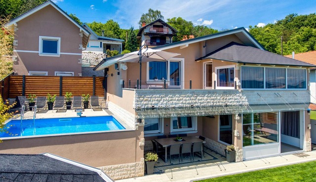 Stunning home in Novi Marof with sauna