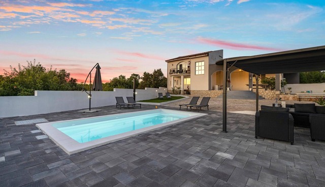 Stunning home in Primosten
