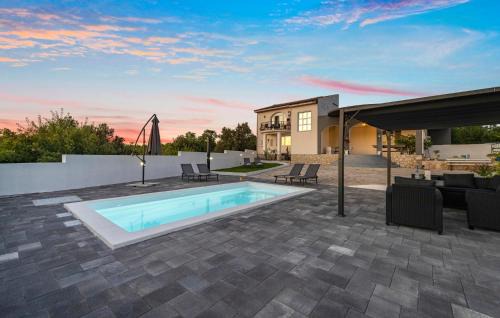 Stunning Home In Primosten