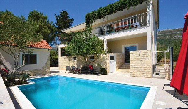 Stunning home in Rudine