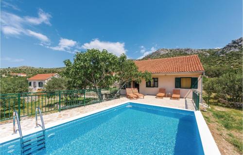 Stunning Home In Sibenik