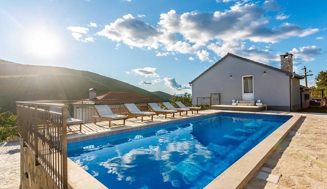 Stunning home in Trilj