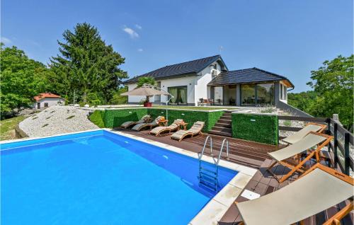 Stunning Home In Vinica Breg