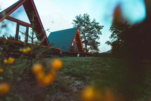 SUN by Sun&Moon Cabins in Maneciu