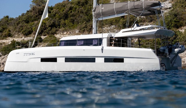 Sun-Kissed Sailing Adventure in Sibenik, Croatia