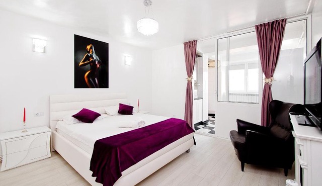 SUNSET RIVER STUDIO in Galati