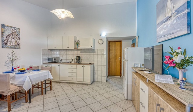 Sunset Sea View Blue Apartment, Jasenice, Croatia