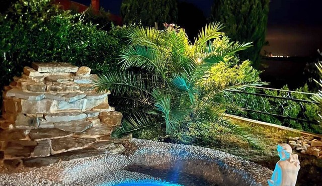 Sunvilla - SeaTale with private heated massage spa in Koper