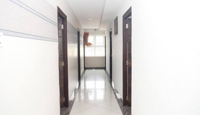 Terrific 2-bedroom hotel with AC in vibrant Tiruchirappalli in Tiruchirappalli