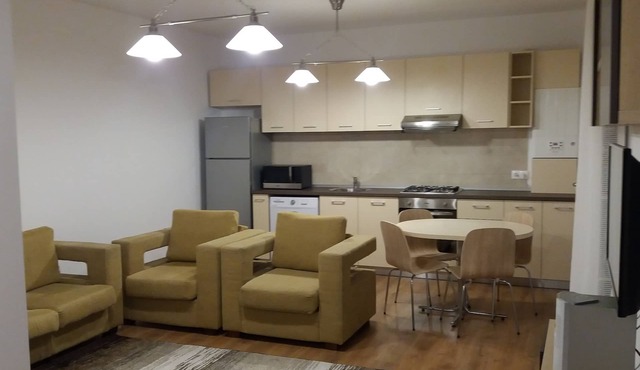 the apartment is family-friendly, welcoming to spend a wonderful stay in Ploiești