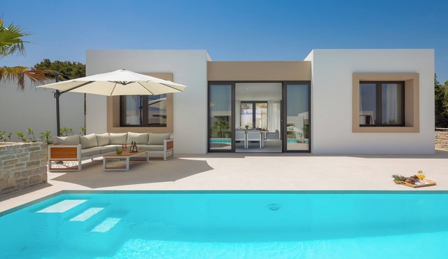 The Palms Resort 2BR Villa Dream Four with Pool
