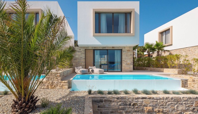 The Palms Resort Villa Beach Three with Pool