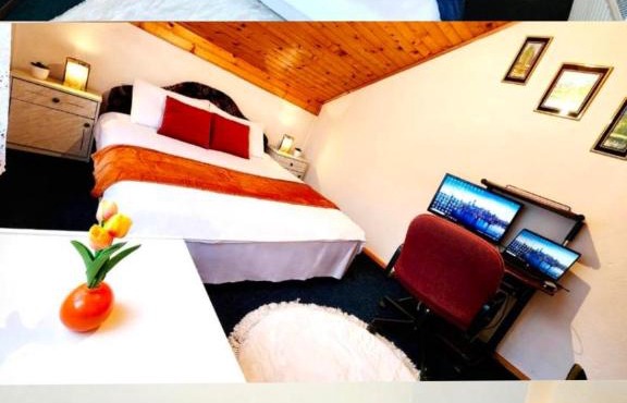 The Work & Chill House - 3BR with Workspace, BBQ, Terrace in Brezovica