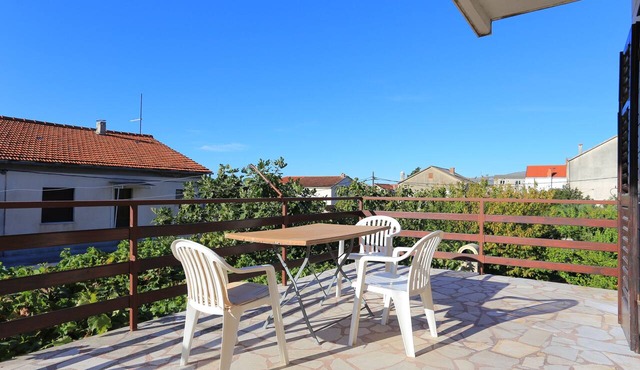 Three bedroom apartment with terrace Kaštel Stari, Kaštela (A-16344-b)