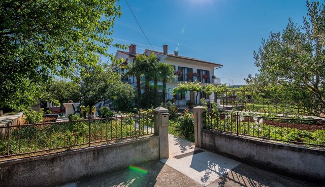 Three bedroom apartment with terrace Bajčići (Krk) (A-13639-a)