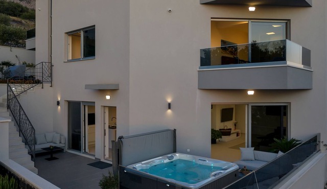 Three bedroom apartment with terrace and sea view Podgora, Makarska (A-18920-a) in Podgora