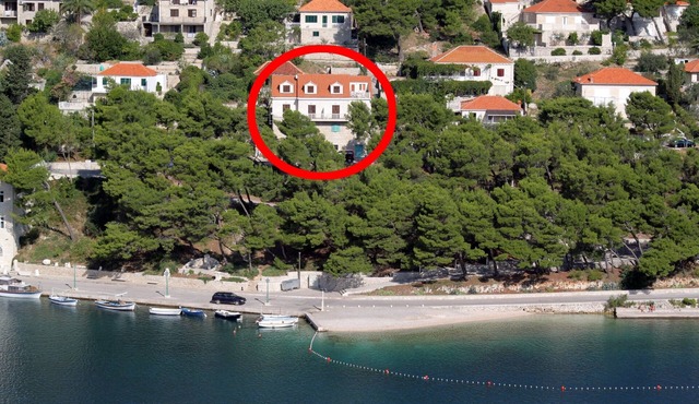 Three bedroom apartment with terrace and sea view Pučišća, Brač (A-5637-a) in Pucišca