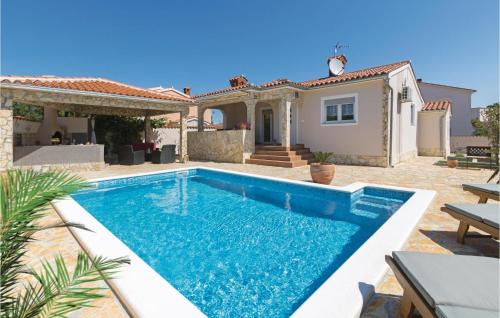 Three-Bedroom Holiday Home Betiga With A Fireplace 02 in Barbariga