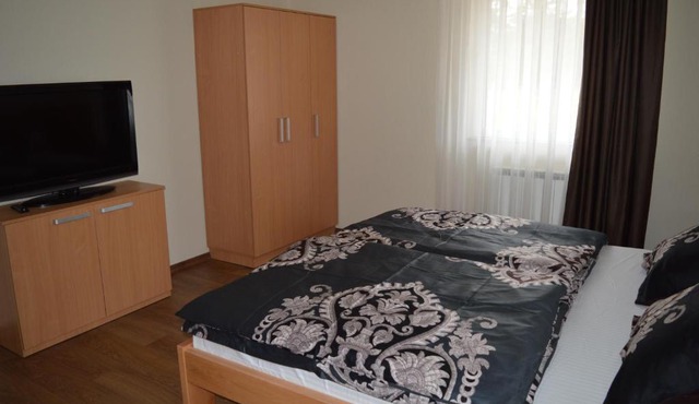 Tihe Noci Motel in Pale