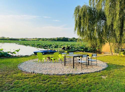 Tinyhouse Snagov Lake in Ciofliceni