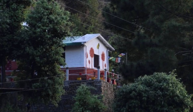 Traditional village stay 2-bedroom in Pauri Garhwal