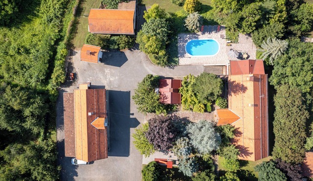 Tranquil 3-bedroom villa with AC in lovely Ovcara