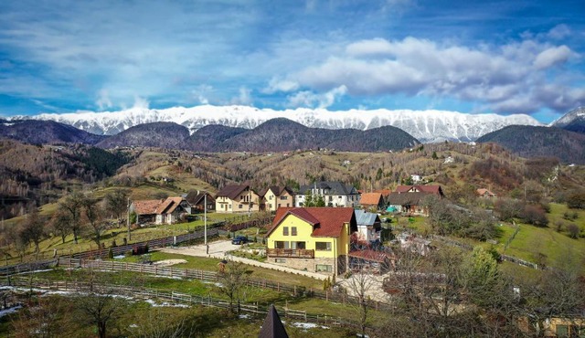 Transylvanian Views in Moieciu